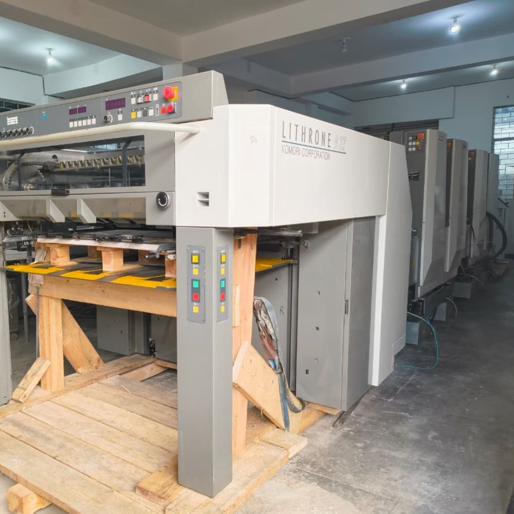 Komori LA437